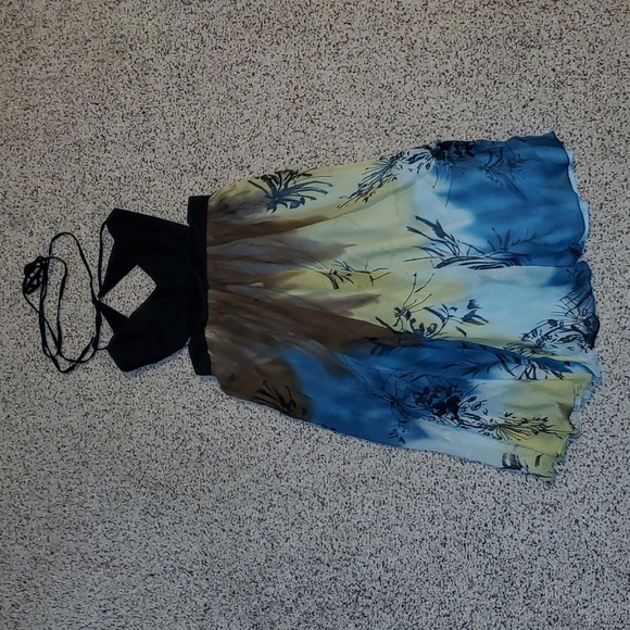 BCBG MaxAzria Sleeveless Open Back Dress - Picture 1 of 7